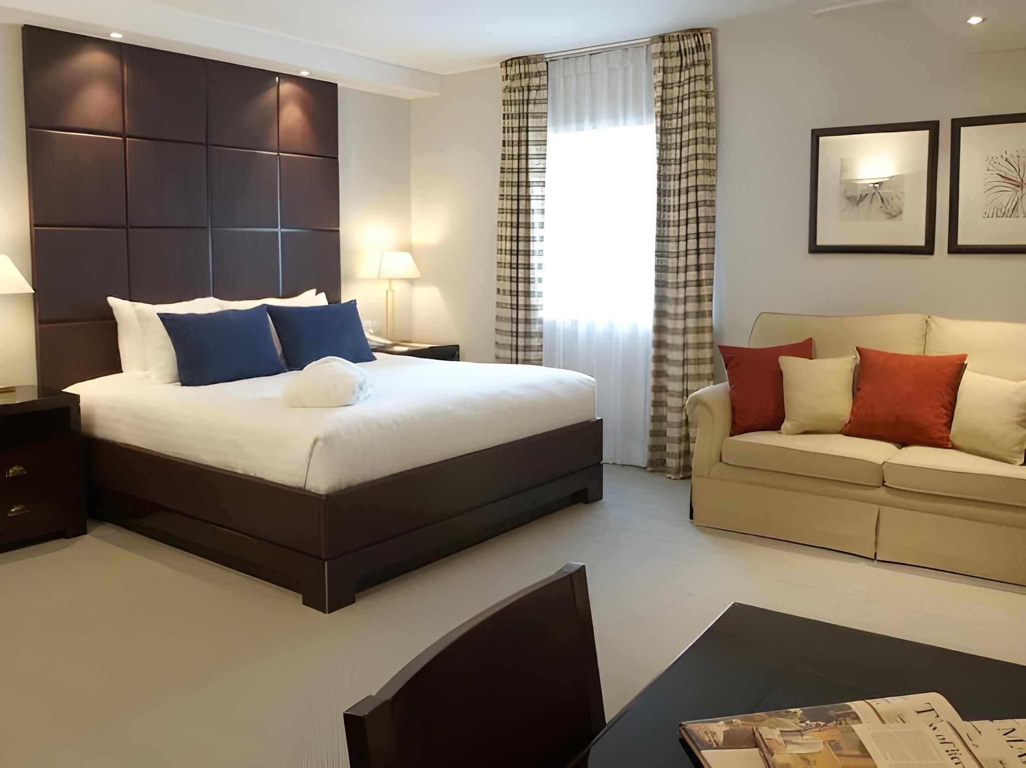 undefined Stamford Bridge Hotel London 10