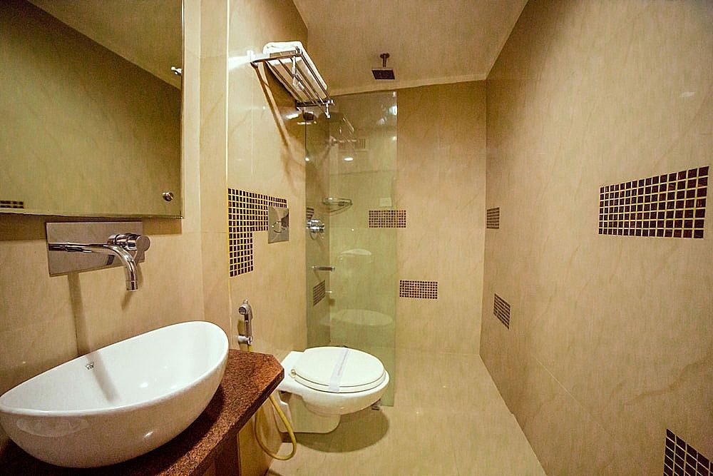 Hotel GK Palace Deluxe double Bed Room 9