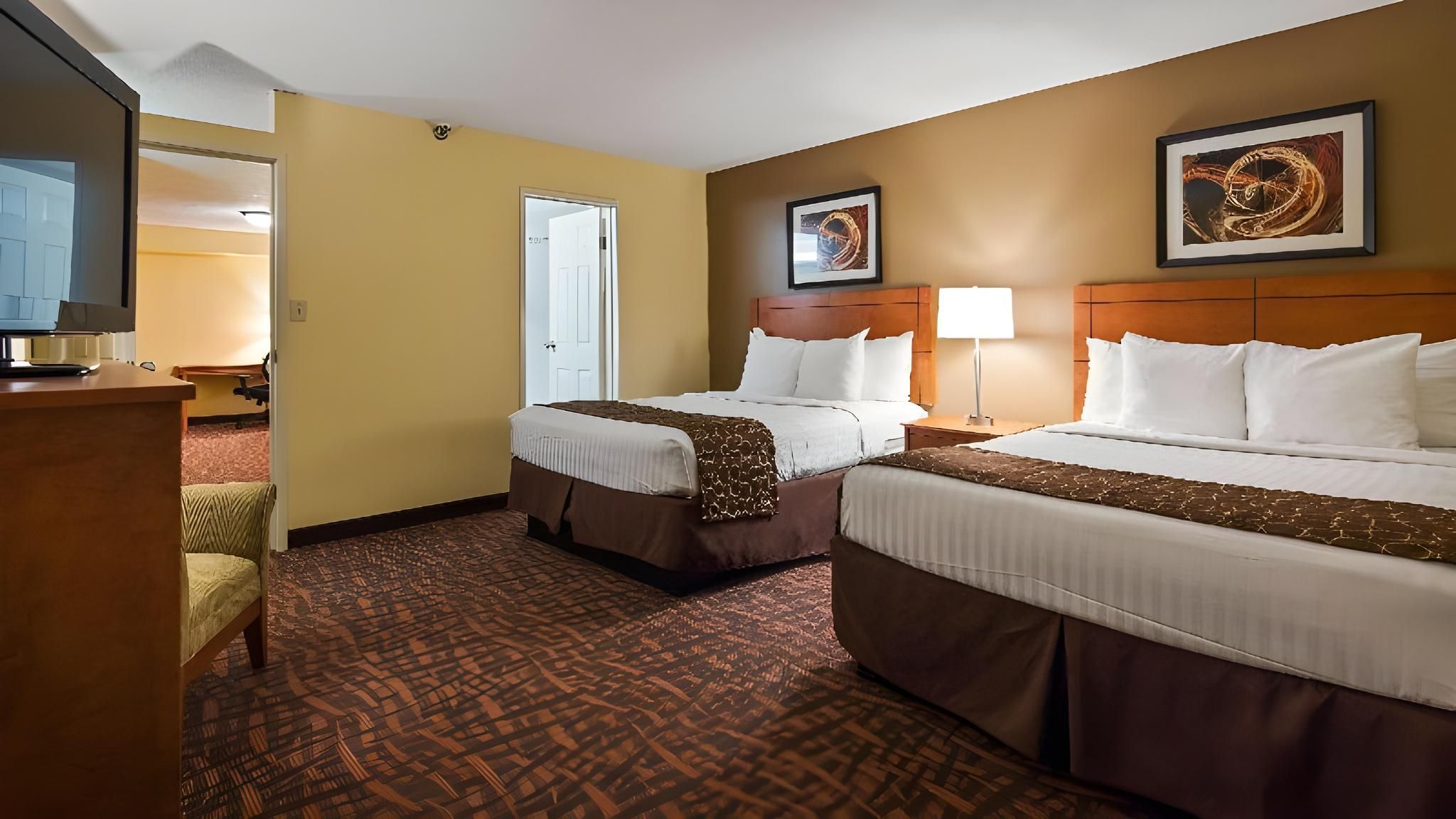 2 queen beds, nonsmoking