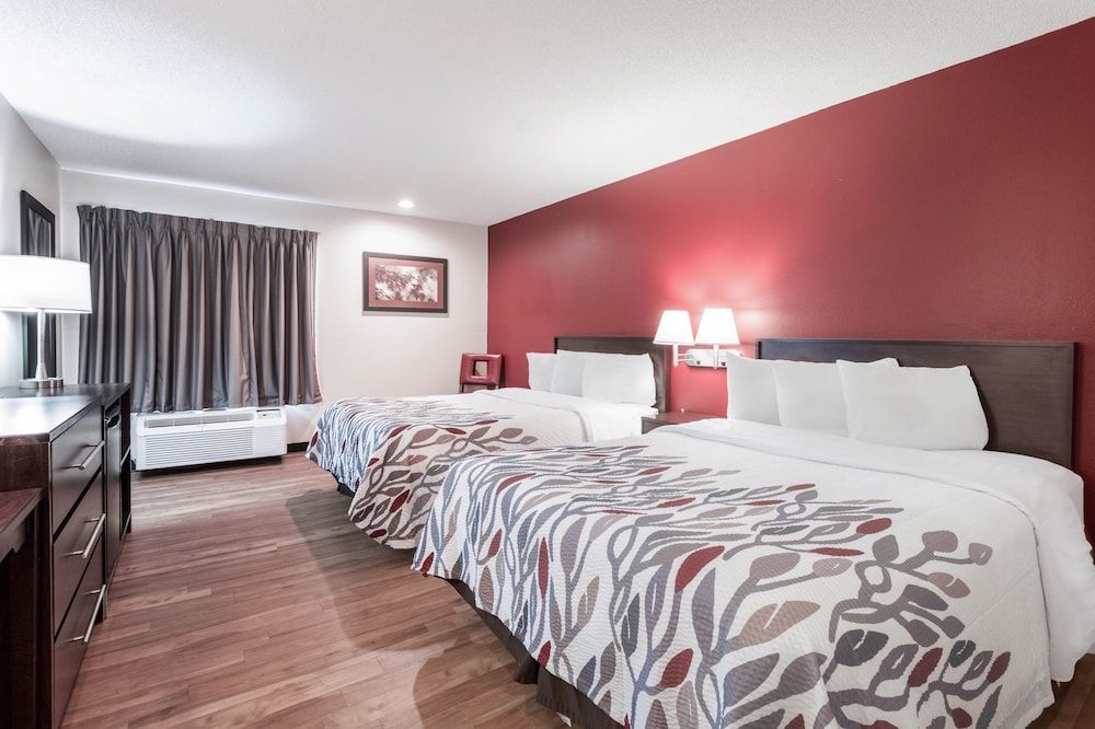Deluxe Room, 2 Queen Beds, Non Smoking