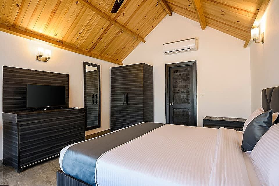 Deluxe Cottage