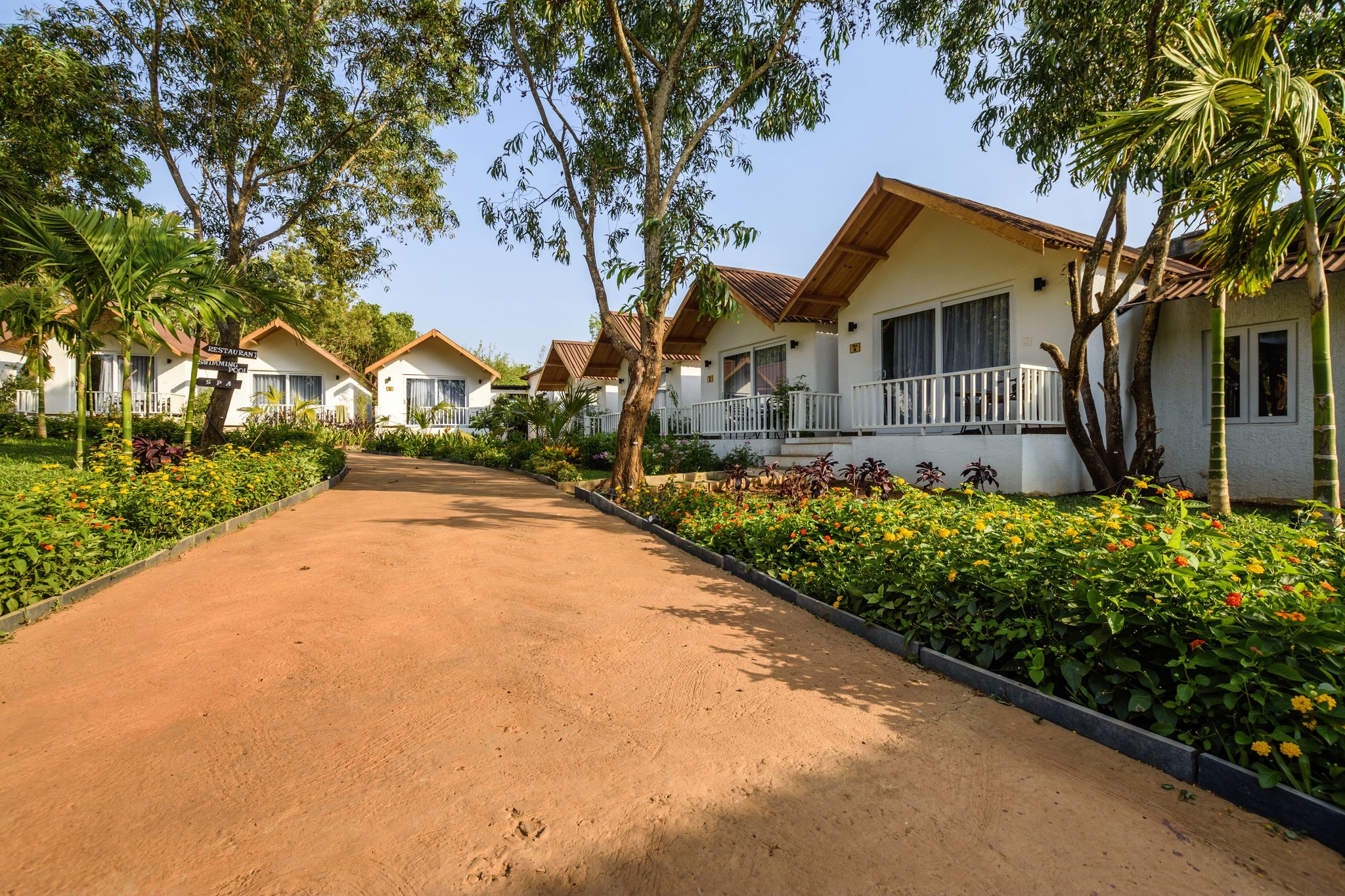 undefined White Woods Resort Stone Wood Hotels