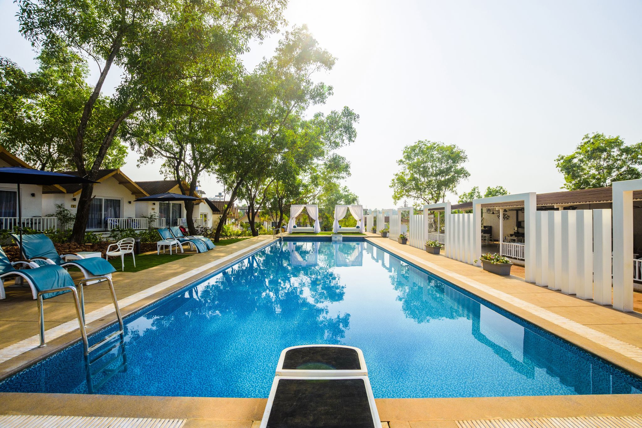 undefined White Woods Resort Stone Wood Hotels 5