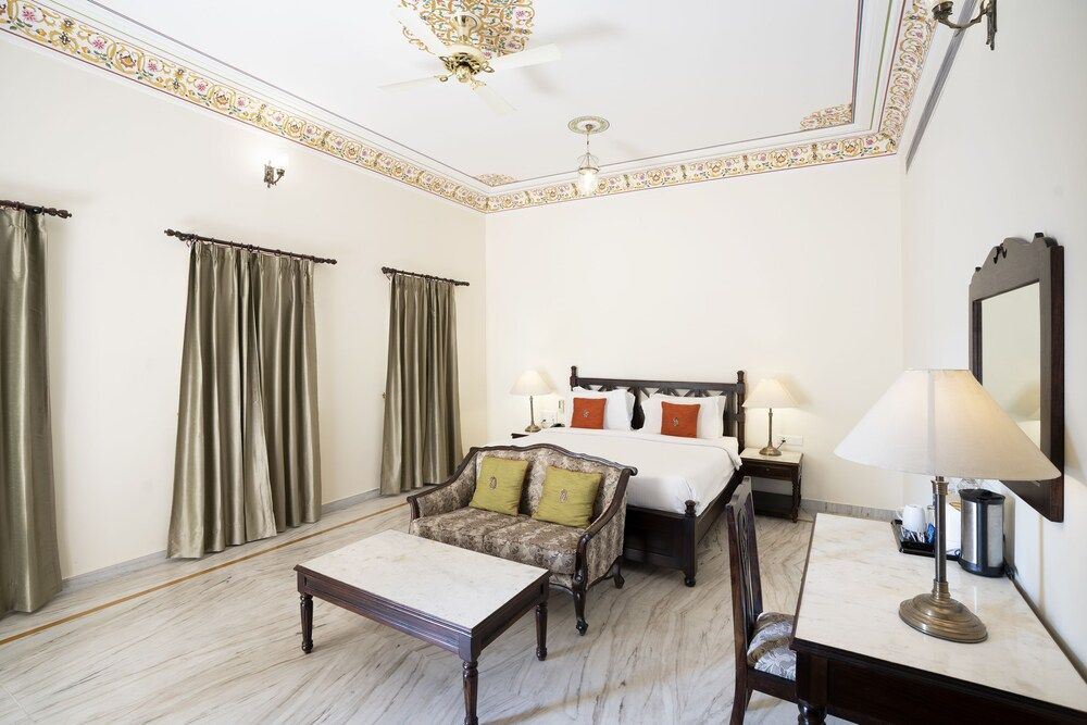 Maharaja Suite