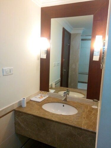 Hotel Kailash International Executive Room 7