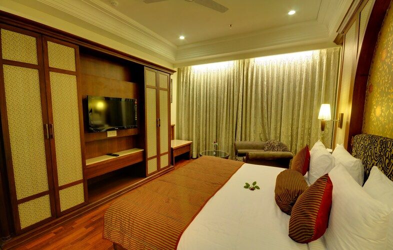 Hotel Kailash International Suite Room 3