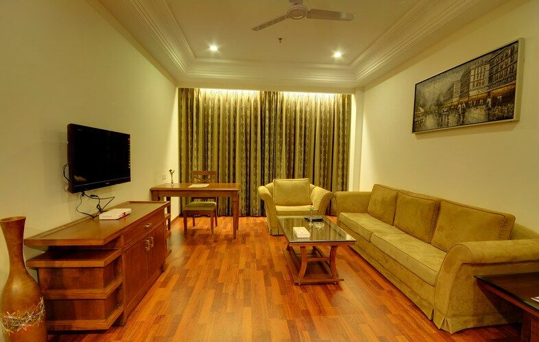 Hotel Kailash International Suite Room 10