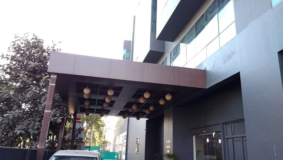 undefined Cosmopolitan Hotel 5
