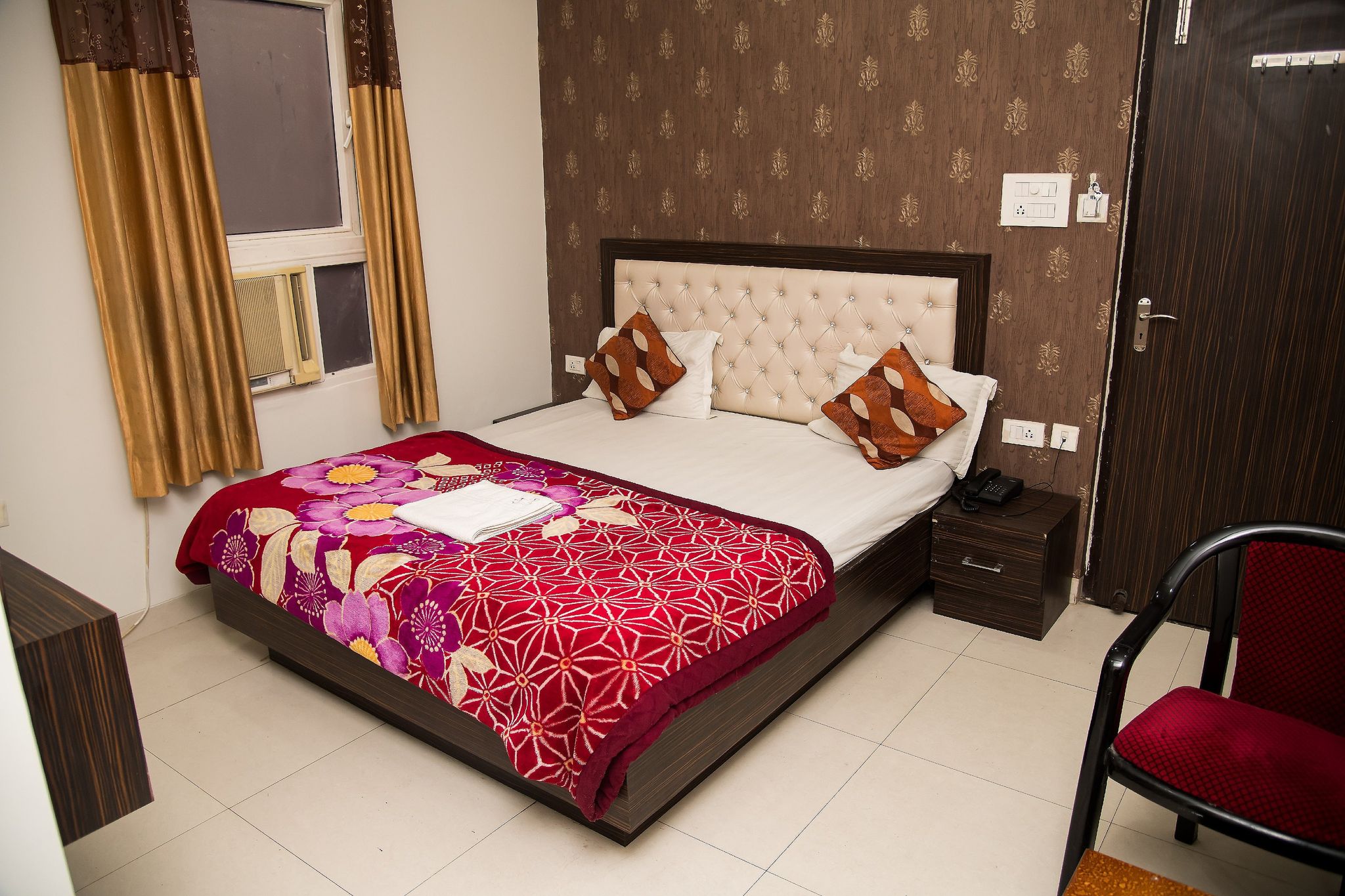 Hotel IP Palace Budget Room 2