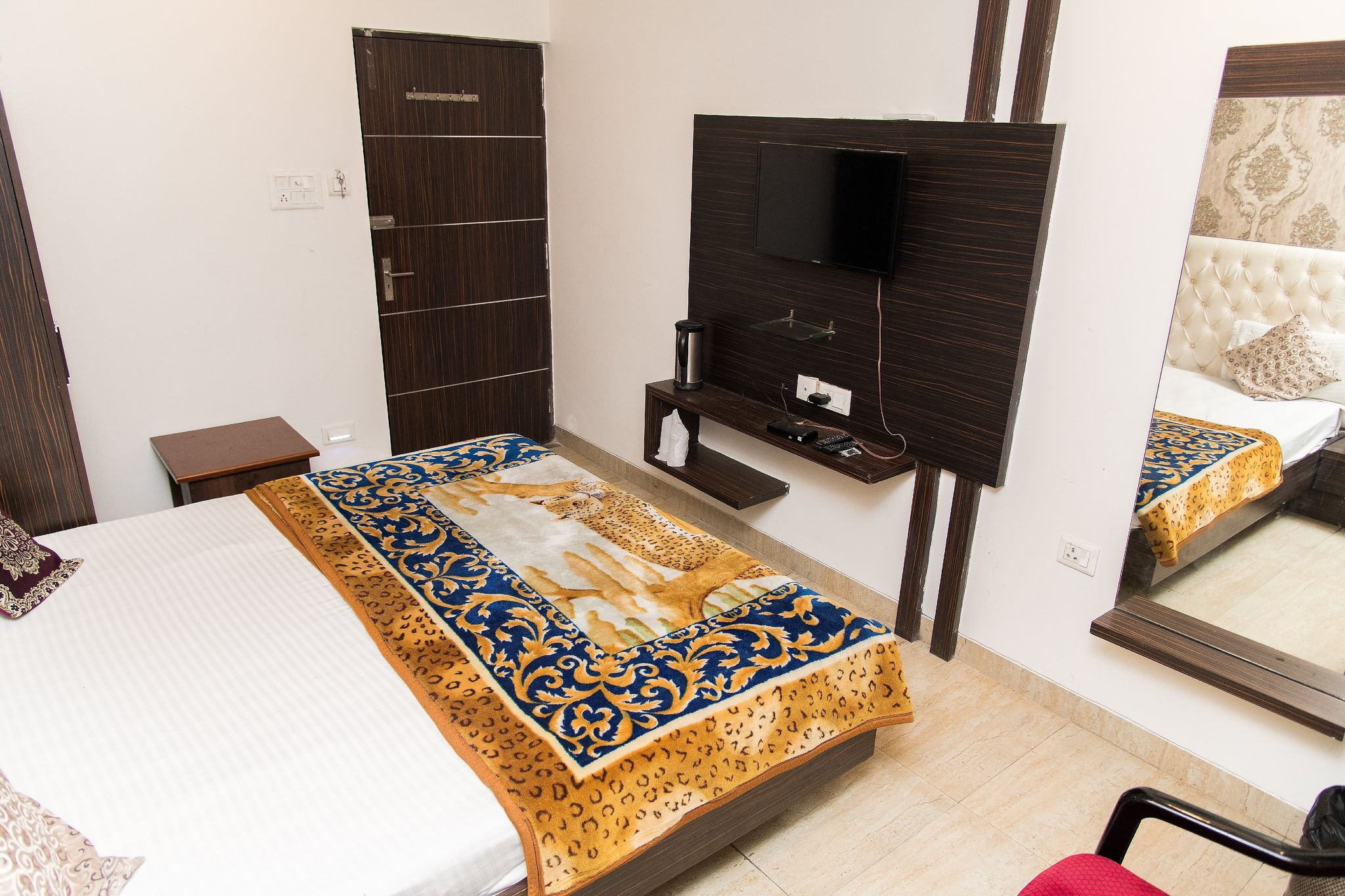 Hotel IP Palace Budget Room 3