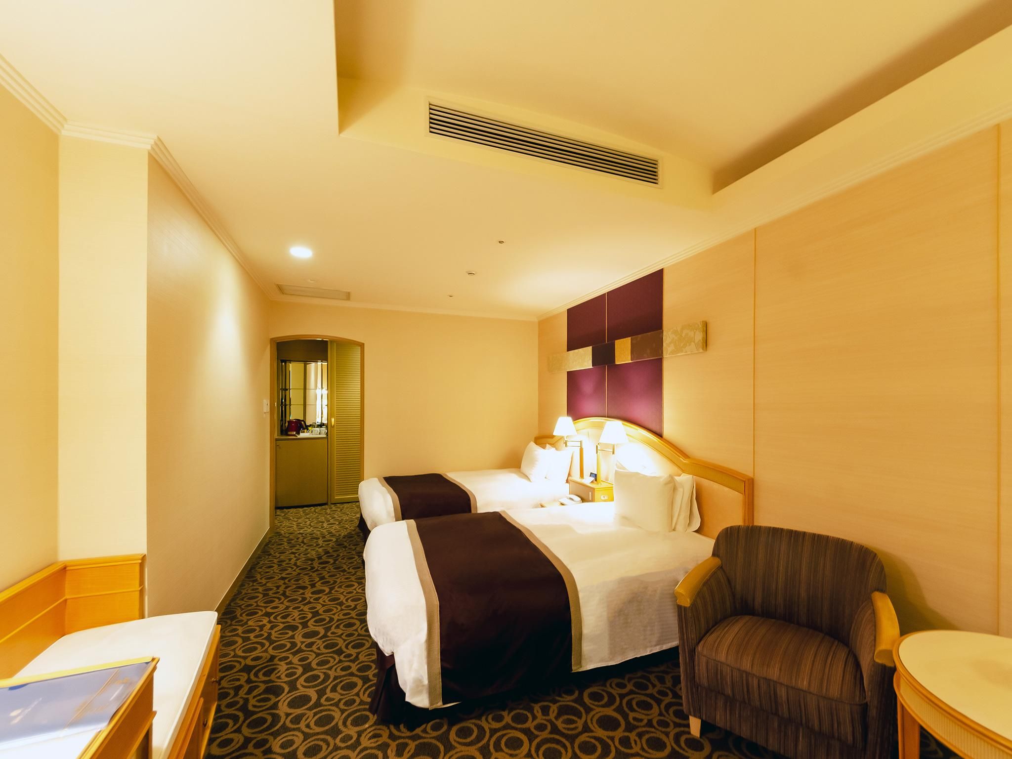 Executive Twin Non-Smoking