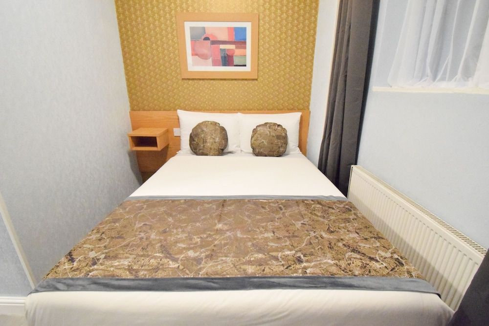 Pembridge Palace Hotel Double Room