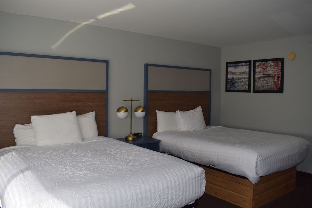 Room, 2 Queen Beds, Non Smoking