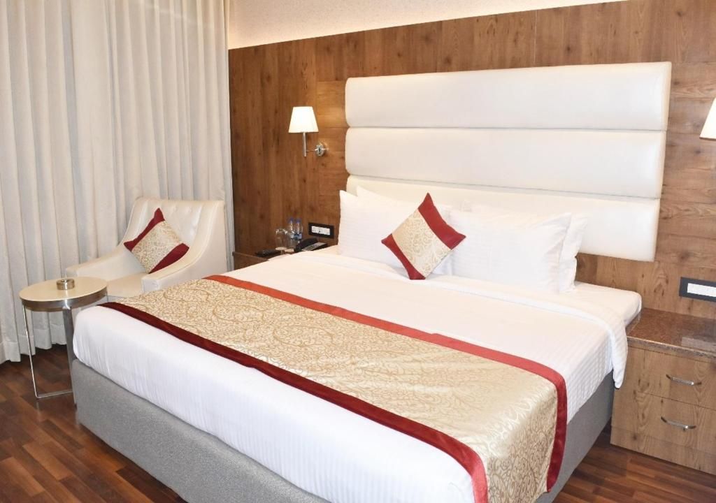 SS Lumina Deluxe Double Room 2