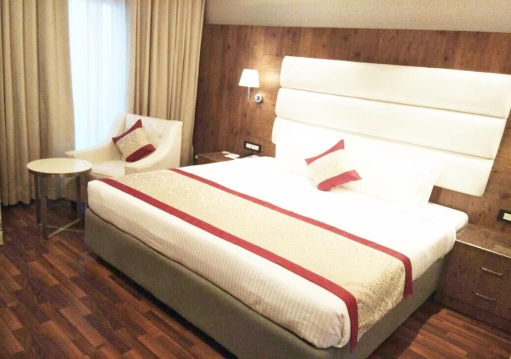 SS Lumina Deluxe Double Room 3