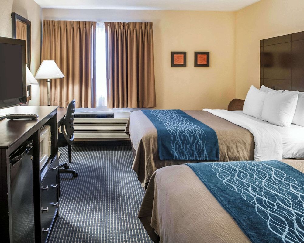 Standard Room, 2 Queen Beds, Non Smoking