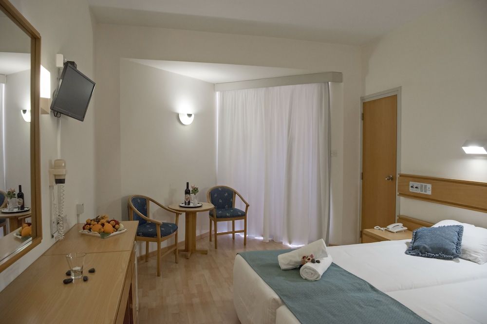 undefined Kissos Hotel