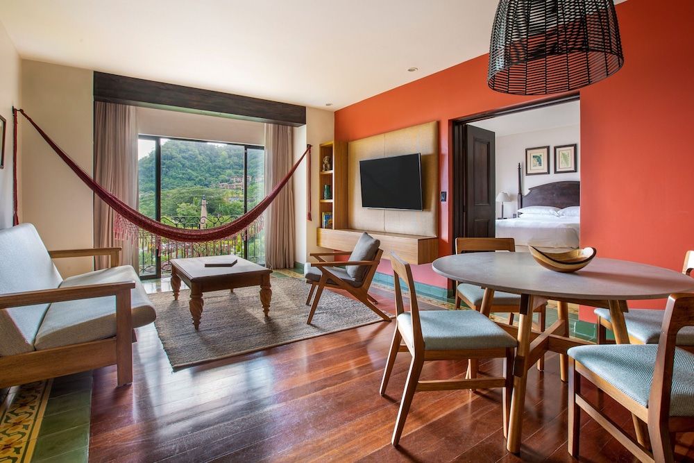 Suite, 1 Bedroom, Non Smoking (Ocean View)
