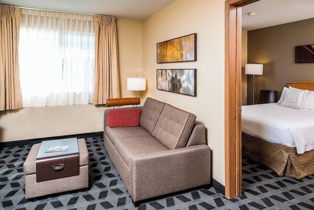 Suite, 1 Bedroom (Hearing Accessible)