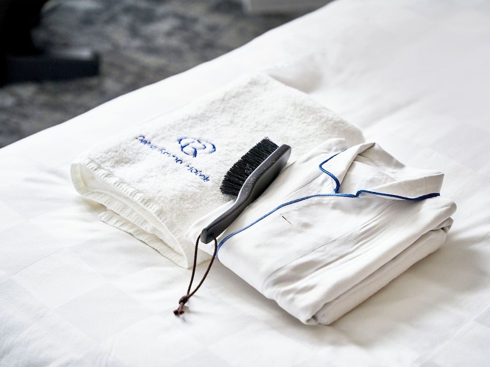 Daiwa Roynet Hotel Nagoya Station Standard Double Room, Smoking 4