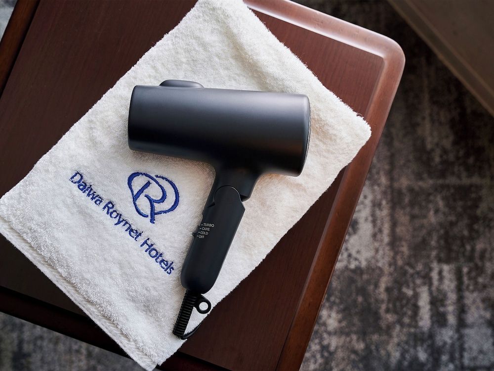 Daiwa Roynet Hotel Nagoya Station Standard Double Room, Smoking 3