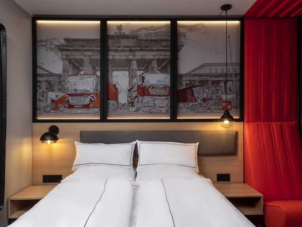 undefined ibis Styles Berlin Treptow 4