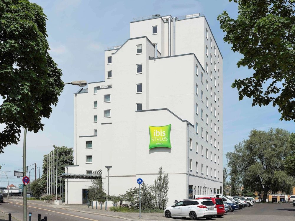 undefined ibis Styles Berlin Treptow 7