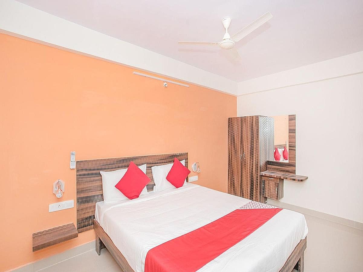 Hotel O PMR Hotel Classic Room 6