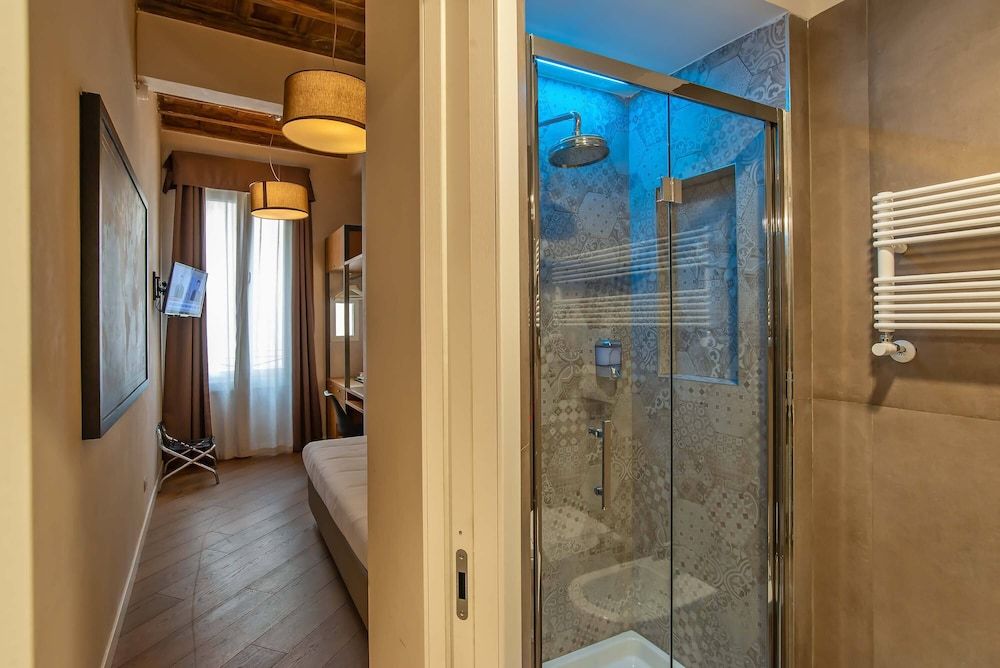 undefined Hotel Elite 7