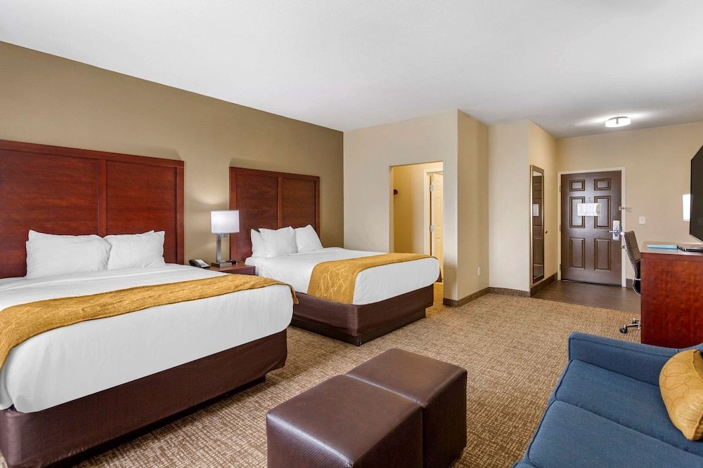 Room, 2 Queen Beds, Non Smoking
