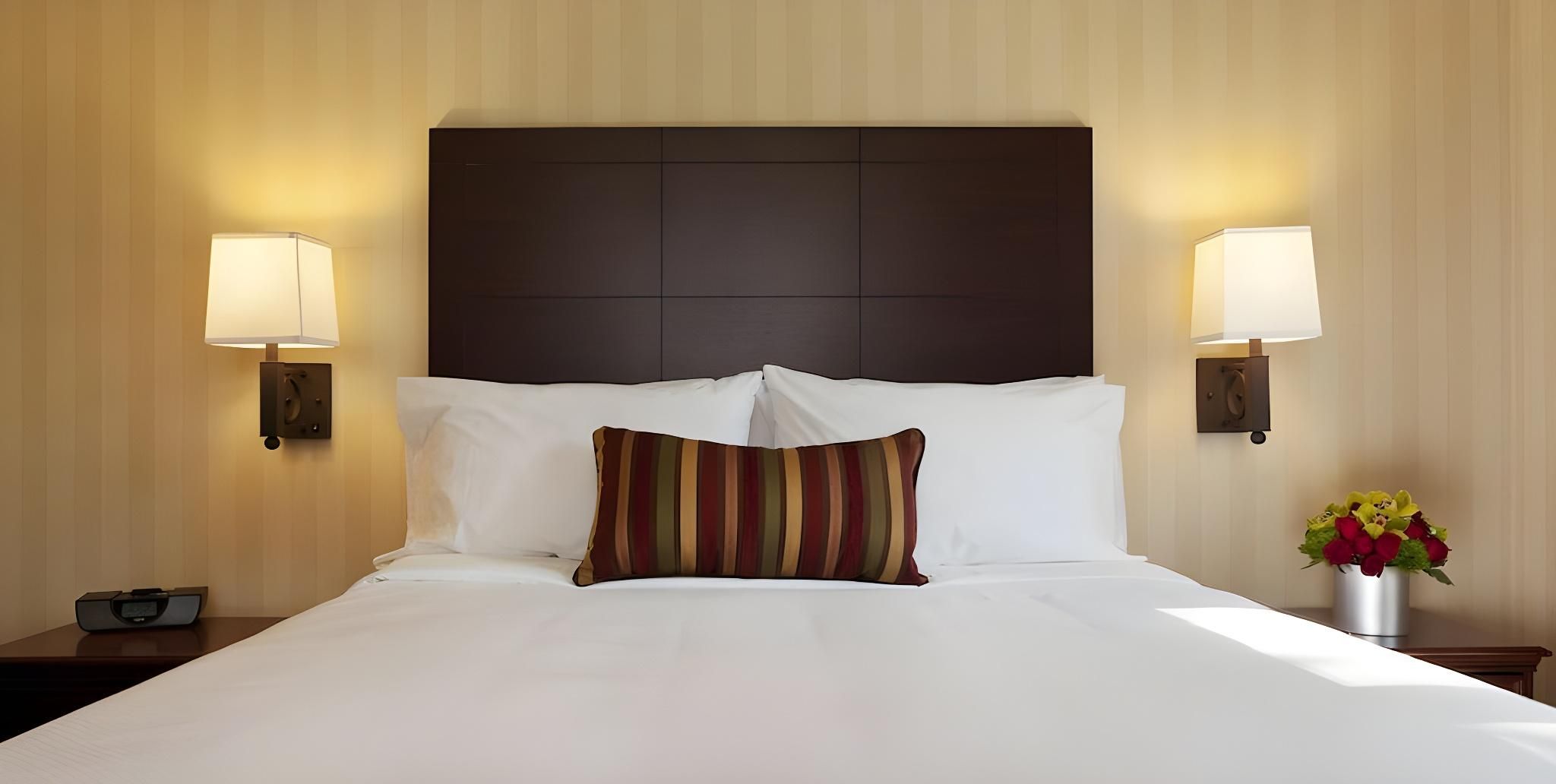 Ivey Spencer Leadership Centre 1 Queen Bed 2