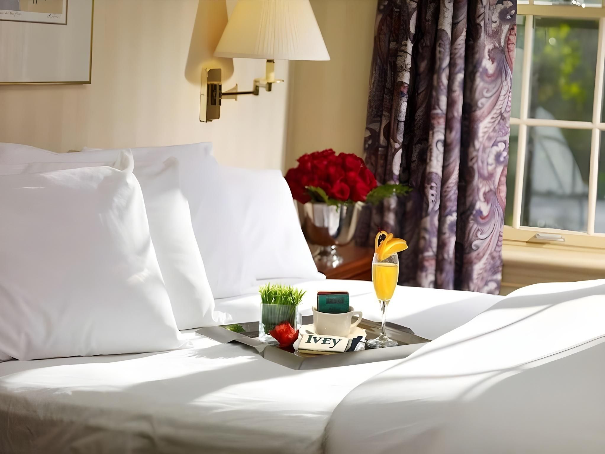 1 King Bed Executive Non-Smoking