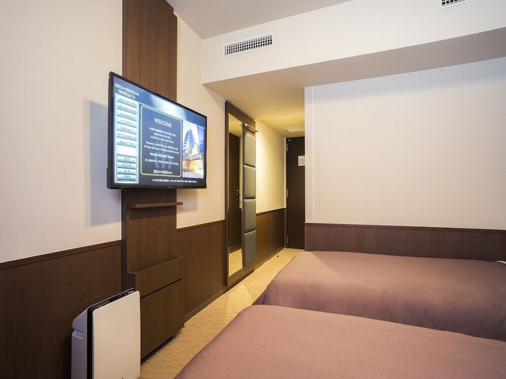 Studio Twin Non-Smoking With Shower (2Beds)