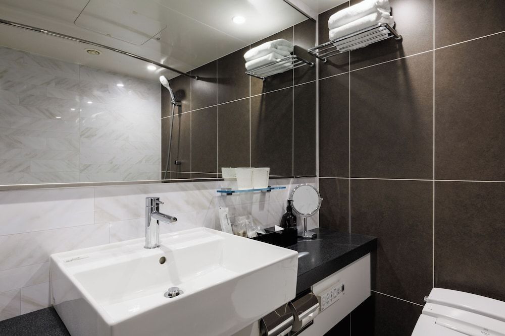 Hotel Metropolitan Edmont Tokyo Edmont Standard Room, Non Smoking 7