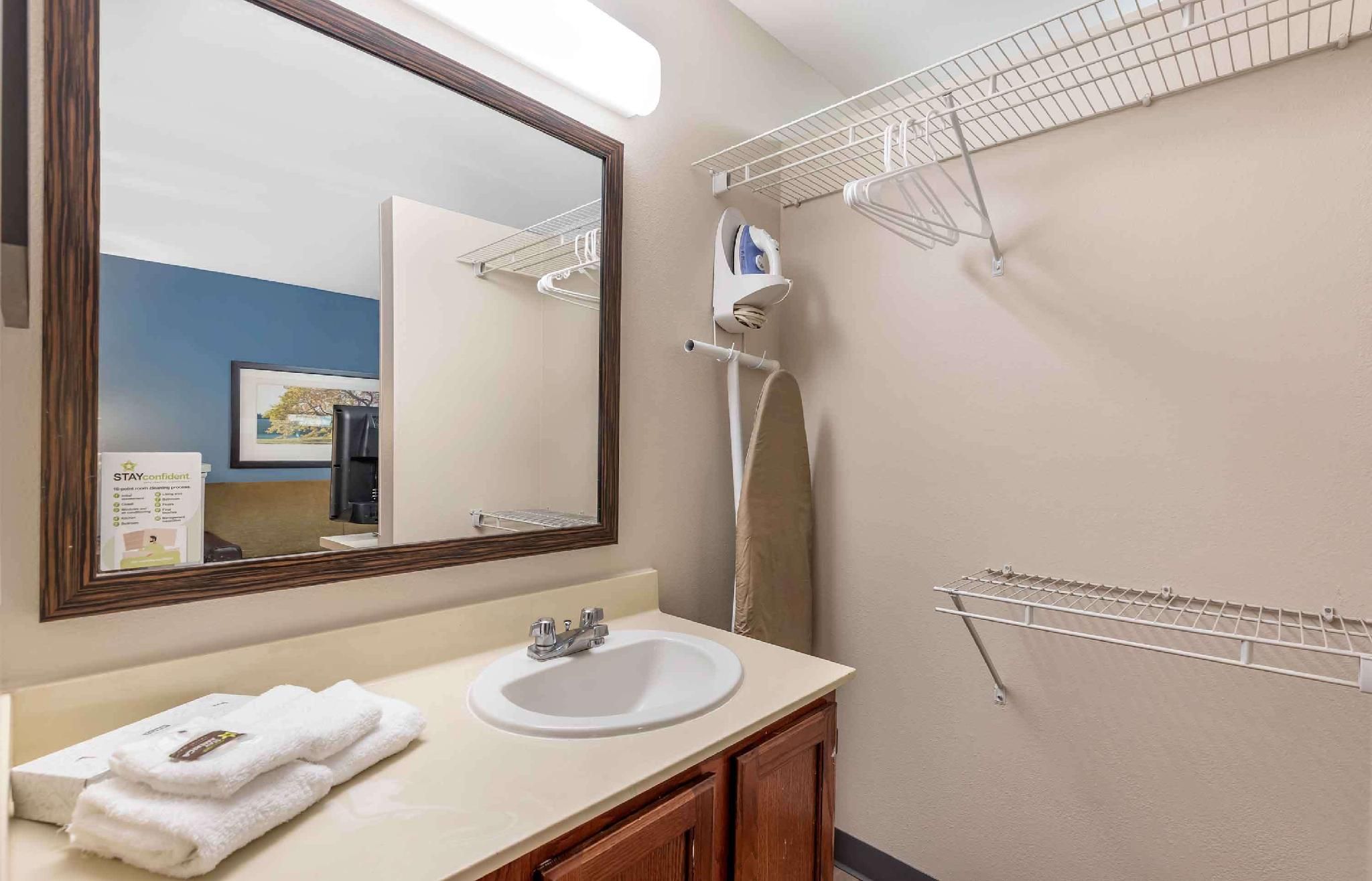 Extended Stay America Select Suites Denver Tech Center Central Deluxe 2 Doubles Non-Smoking 2