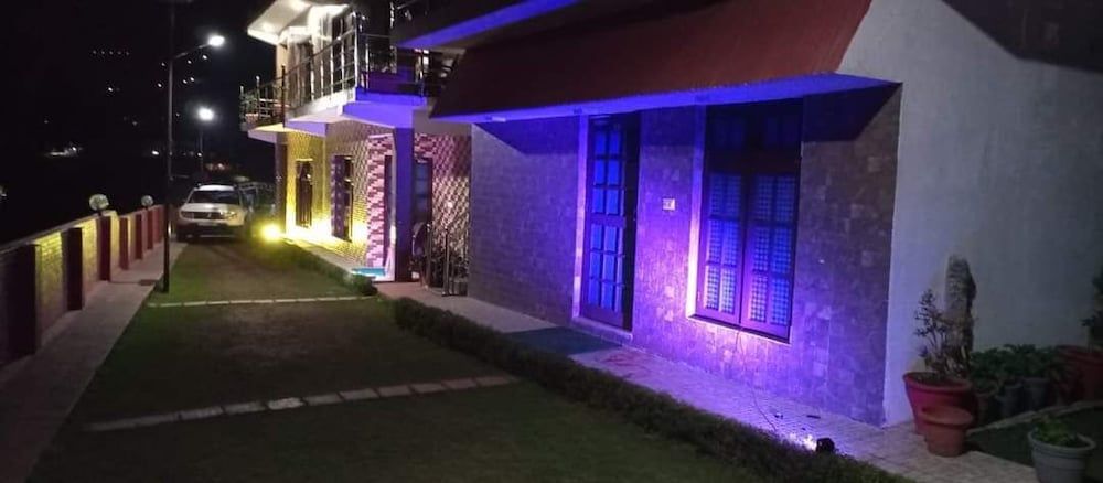 undefined Lake Pleasant Cottage 7