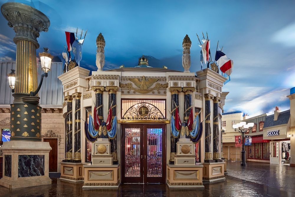 undefined Paris Las Vegas Resort & Casino 3