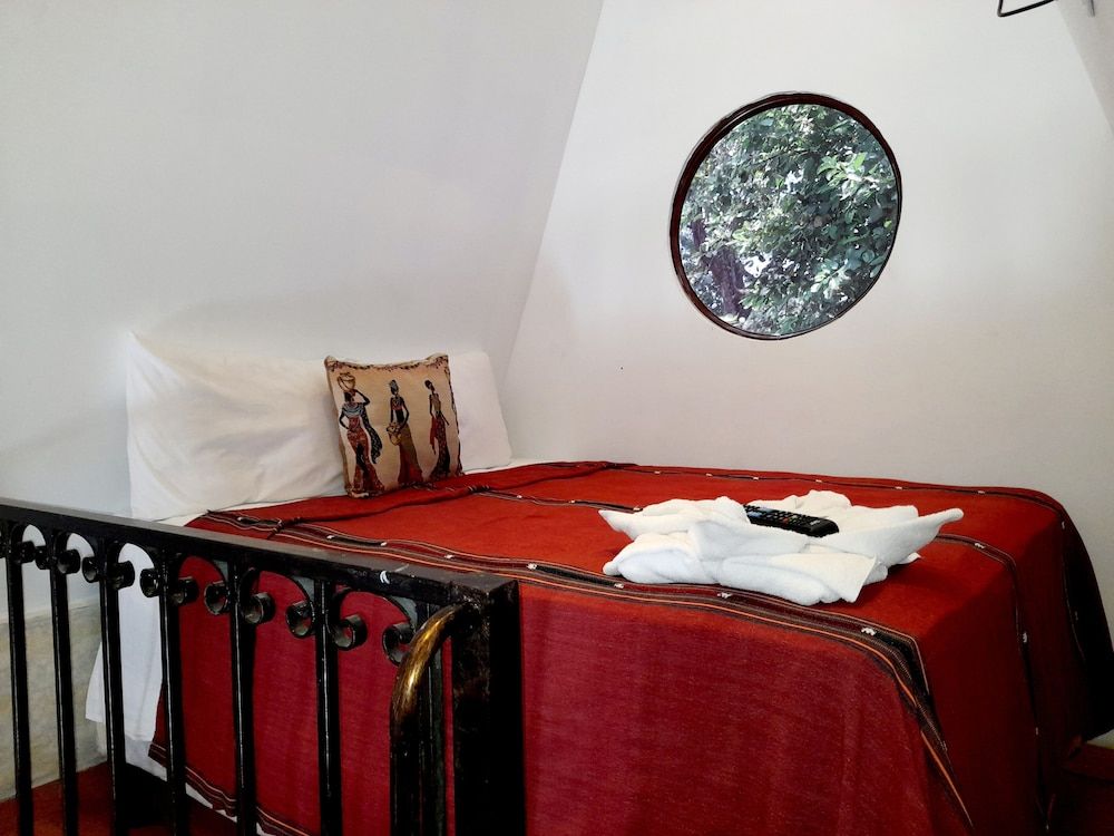 Standard Cabin