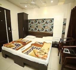 undefined Hotel Heritage Inn 4