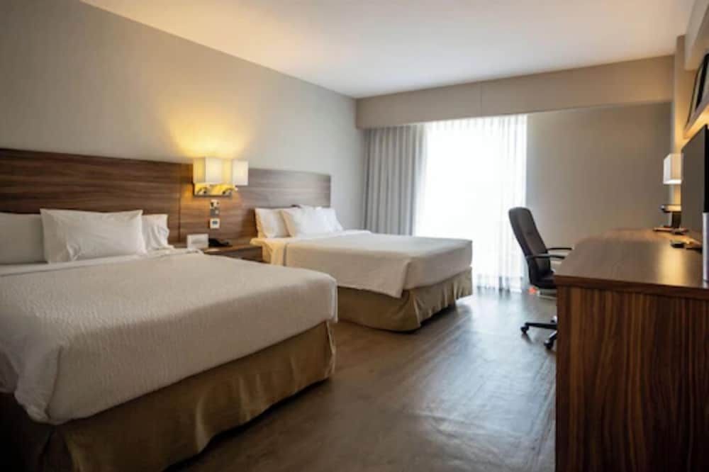 Classic Room, 2 Double Beds, City View
