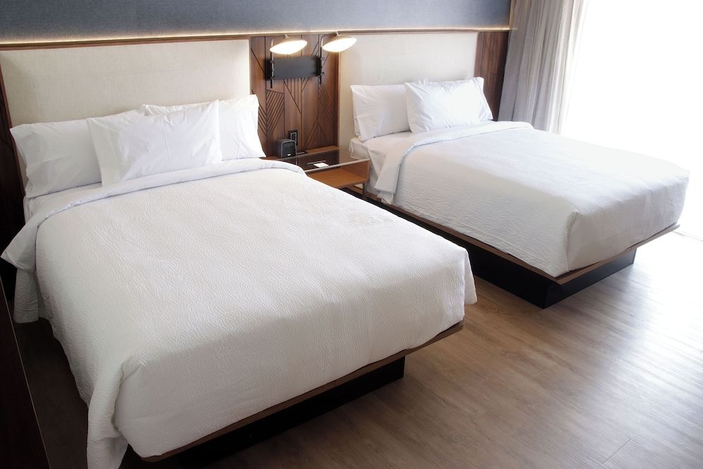 Deluxe Room, 2 Double Beds, Non Smoking, City View