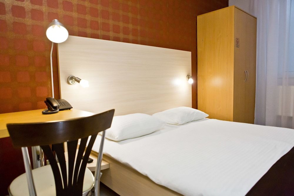 undefined Hotel Olsi 8
