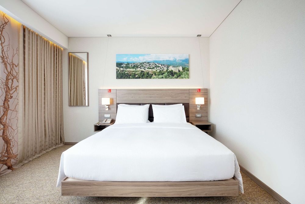 undefined Hilton Garden Inn Tirana 5