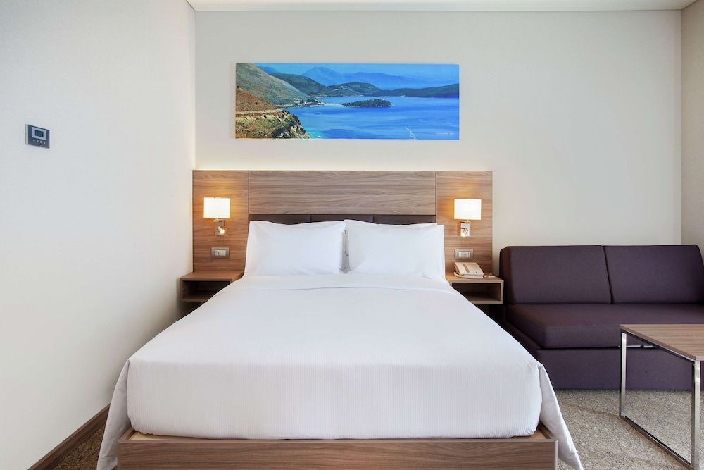 undefined Hilton Garden Inn Tirana 3