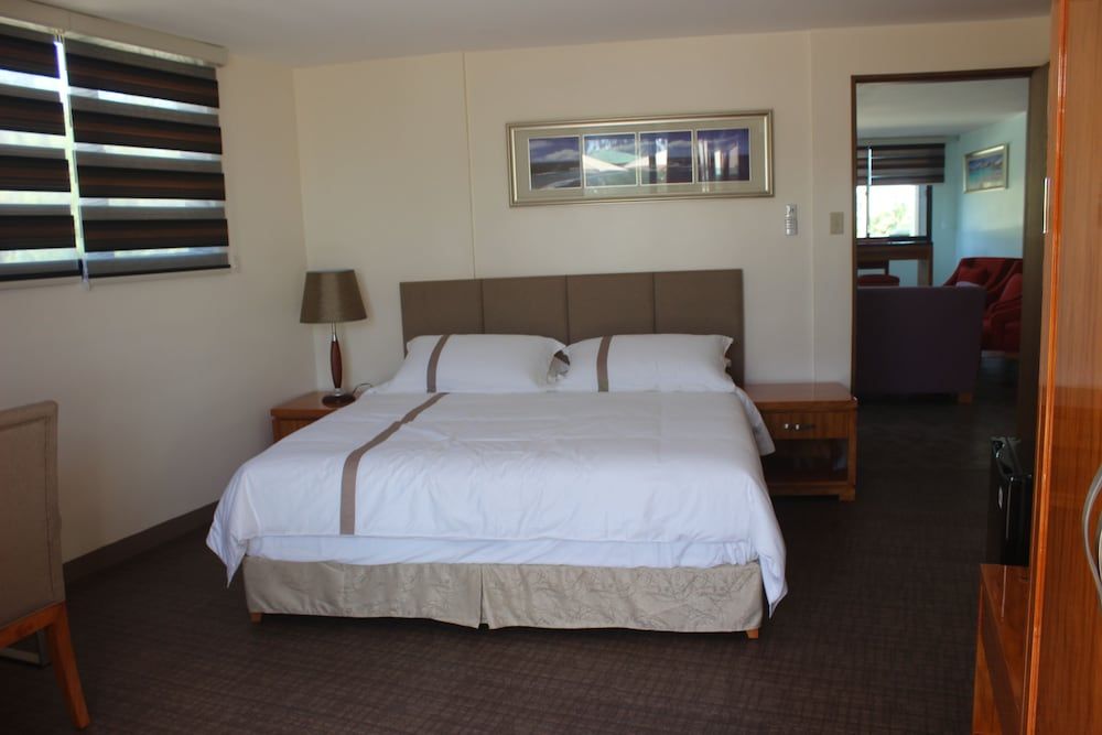 Saipan Beach Hotel Family Suite, 3 Bedrooms, Terrace 2