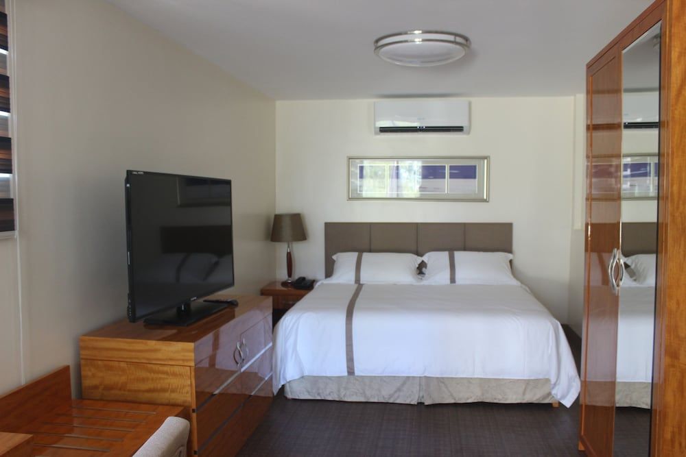 Saipan Beach Hotel Family Suite, 3 Bedrooms, Terrace 3