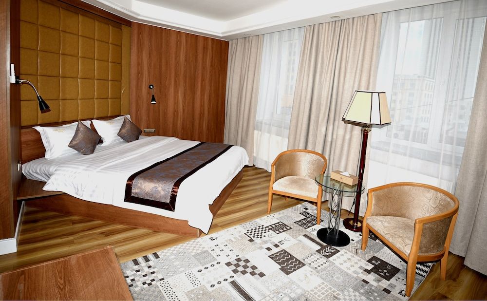 undefined Puma Imperial Hotel