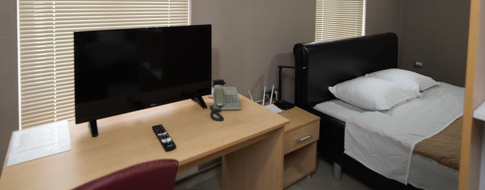 Hotel Ambasador Bitola Standard Single Room 5