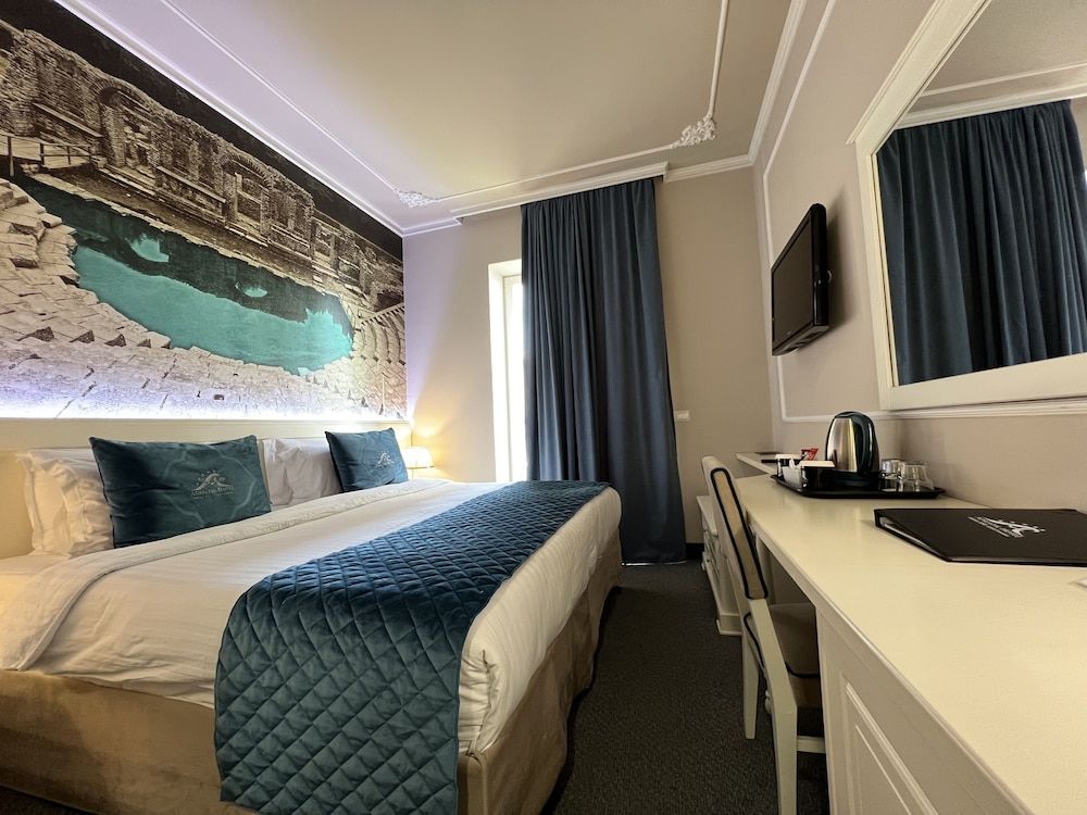 Adriatik Hotel, BW Premier Collection Comfort Room, 2 Twin Beds, Balcony, Partial Sea View 3