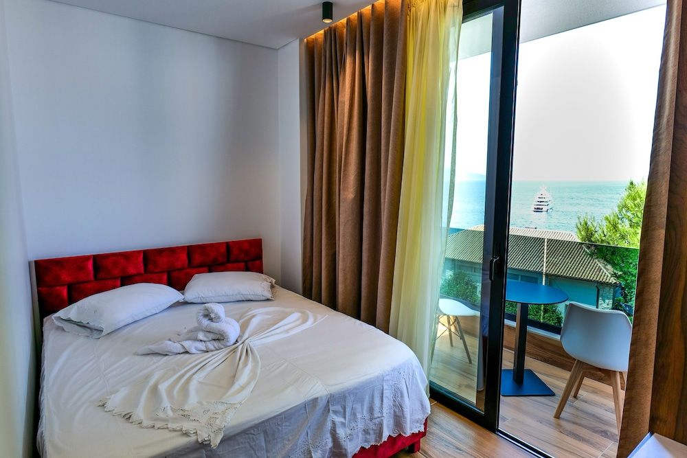 Hotel Havana Double Room, Sea View 4